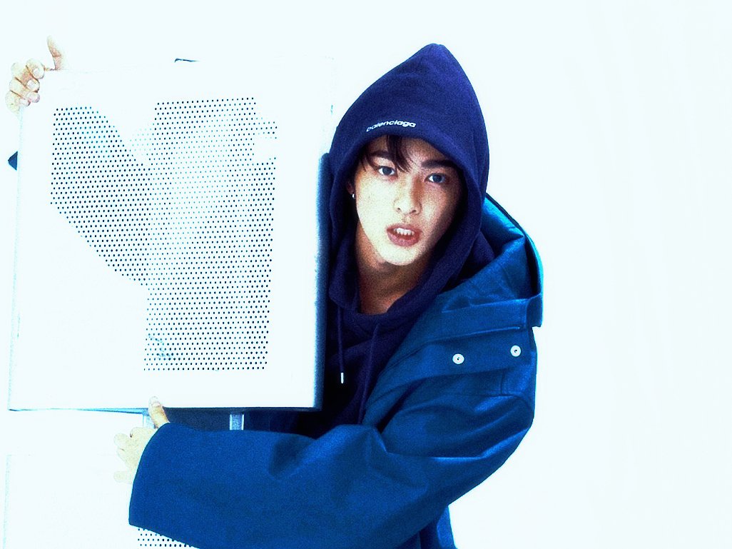 keon_hooz's tweet photo. #keonho 💙 https://t.co/PaWhWTxo6s