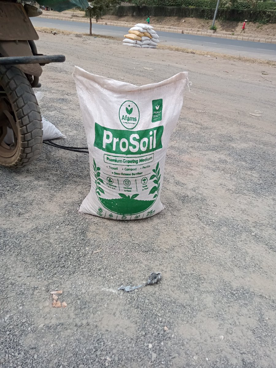 afams_group's tweet photo. What you order Online Vs what you get at your doorstep. 

Follow Afams 
Shop at; https://t.co/kHaNsGBqYh

#Afams #homegarden #homegardening #ProSoil https://t.co/VByOL7ixQe
