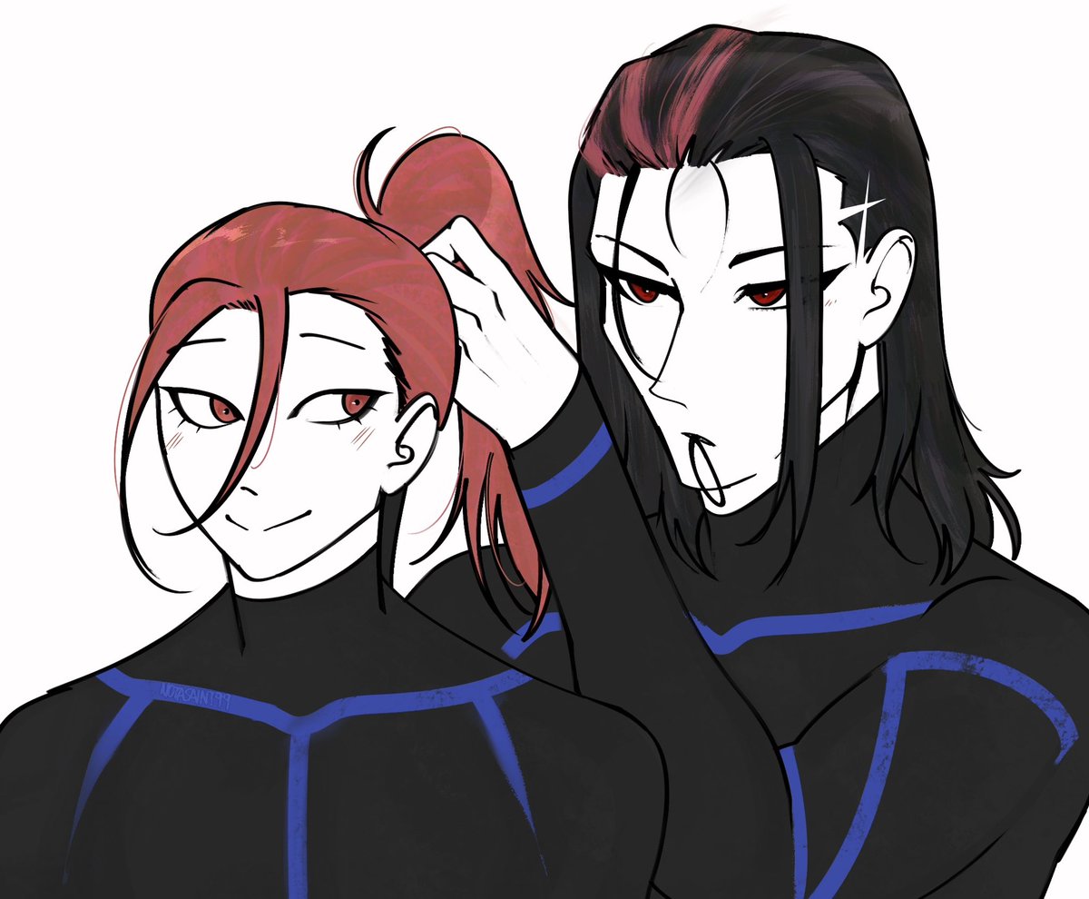 Notasaint99's tweet photo. Helping with hair🪮 #brcg #bluelock https://t.co/APNdMmJQf3