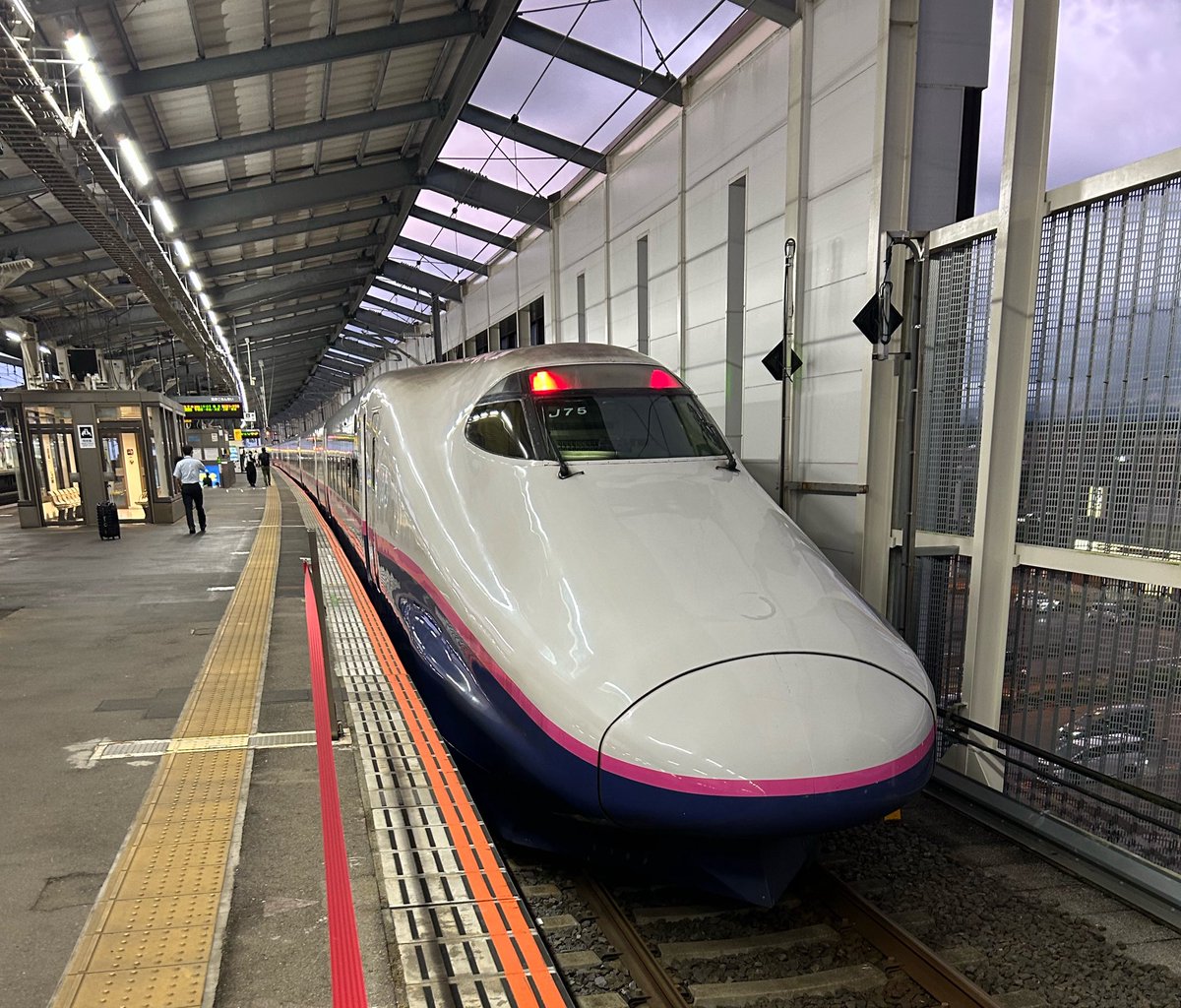 par_chang's tweet photo. やったぜ久しぶりのE2！ https://t.co/swIbbWTJpl