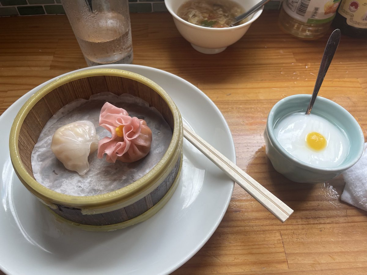 dorazzzzz's tweet photo. 大磯で中華食べて来た
自転車で汗かいてるのに、こんな激アツのを頼んじゃった😅
ヤバいぐらい熱かった https://t.co/QiFjuor97V