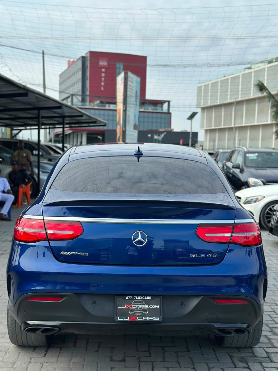 Kinglamarr___'s tweet photo. 2019 Mercedes-Benz GLE 43 AMG now available
-Brilliant Blue on Tan Interior 
🏷️: N65 Million ($46K)
Contact for details 📥 https://t.co/IubBPK3uGE