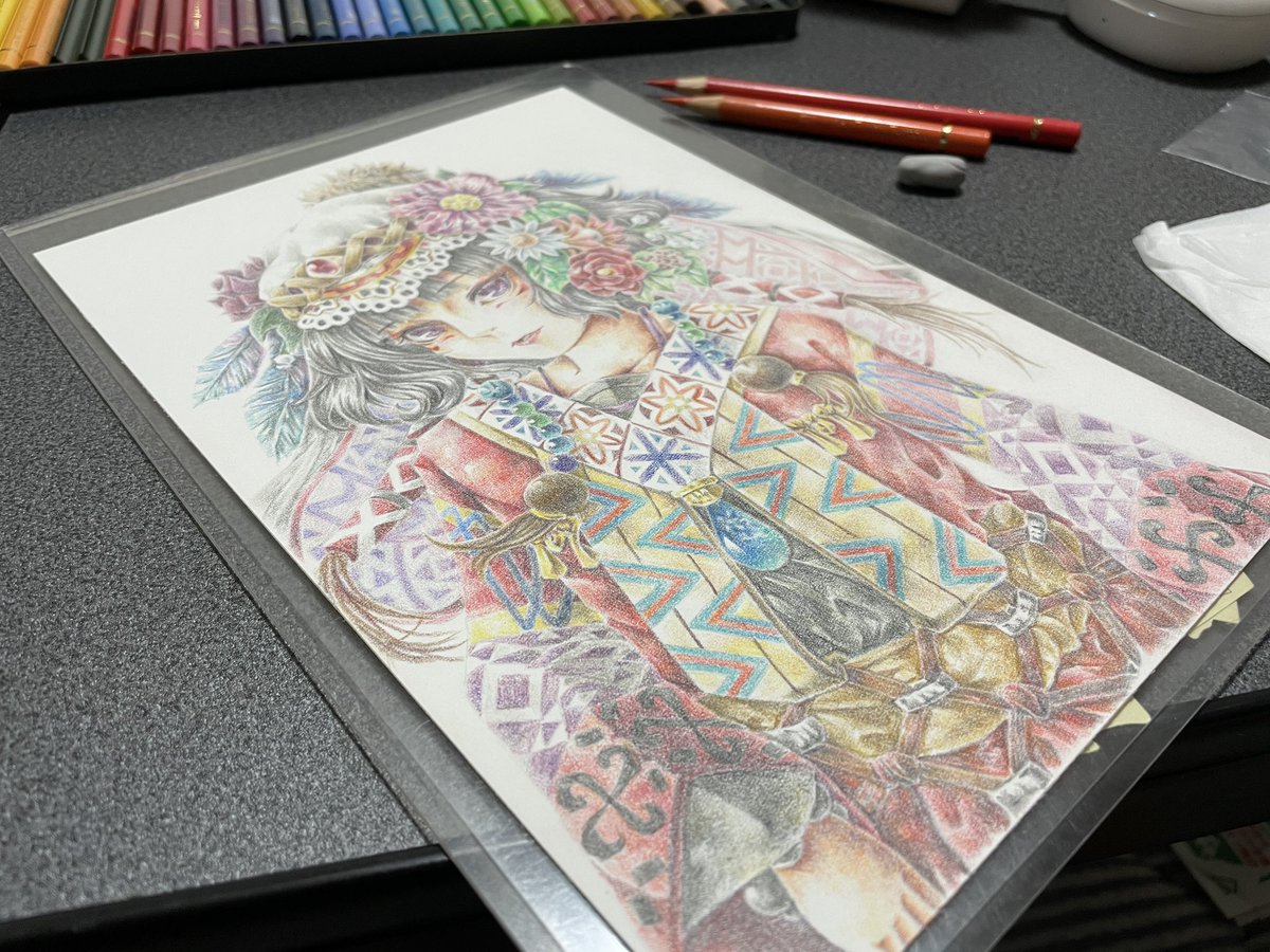go2463's tweet photo. ○色鉛筆画を仕上げました(作業時間20時間ほど)

○使用画材
色鉛筆(ポリクロモス、カリスマカラー、色辞典)
ウォーターフォード水彩紙(細目)
シャーペン、ねり消し

#アナログ絵　#色鉛筆 https://t.co/NkKTrSSLaU