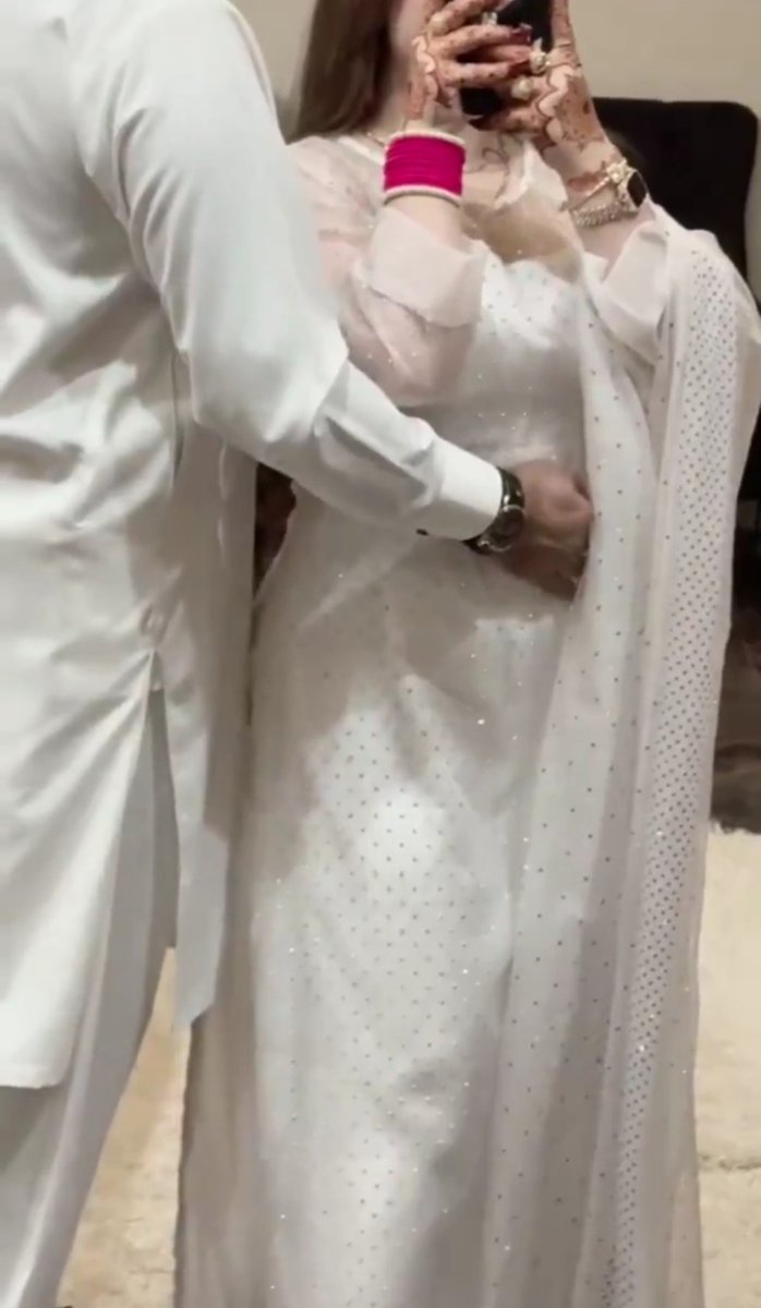 Noidentitynoo's tweet photo. #Pakistan #Pakistani #TikTokPakistan #InstaPakistan #ViralPakistan #ExplorePakistan #Lahore #Karachi #Islamabad #DesiVibes #PakistaniFashion #PakistaniStyle #FYP #Foryou #Foryoupage #Trending #Viral #ExplorePage #ReelsPakistan #TrendingNow https://t.co/lPGrimvthb