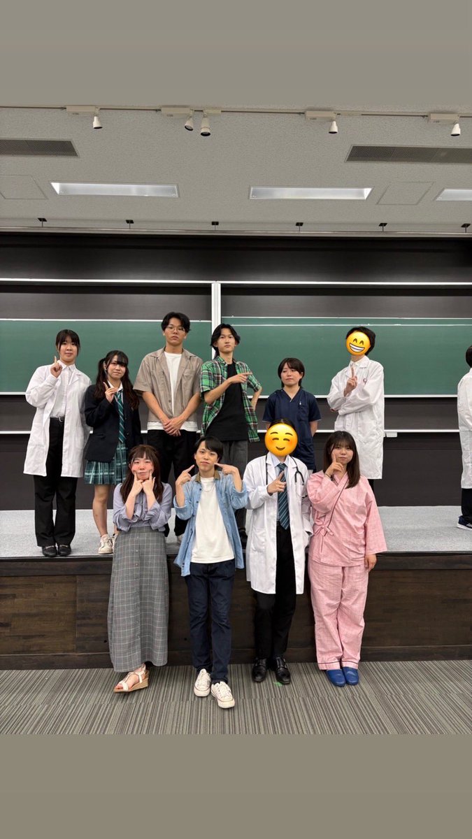 time_thief_m's tweet photo. こんにちは‼️劇団時間ドロボウです🎩  公演まであと1日‼️ 今回のメンバーはキャスト🕺  『はなびのやくそく』 8月15日16日に32号館108教室にて公演いたします！ たくさんの方のご来場をお待ちしています✨️ ＃明星大学　＃演劇部 https://t.co/ST130v9VNf