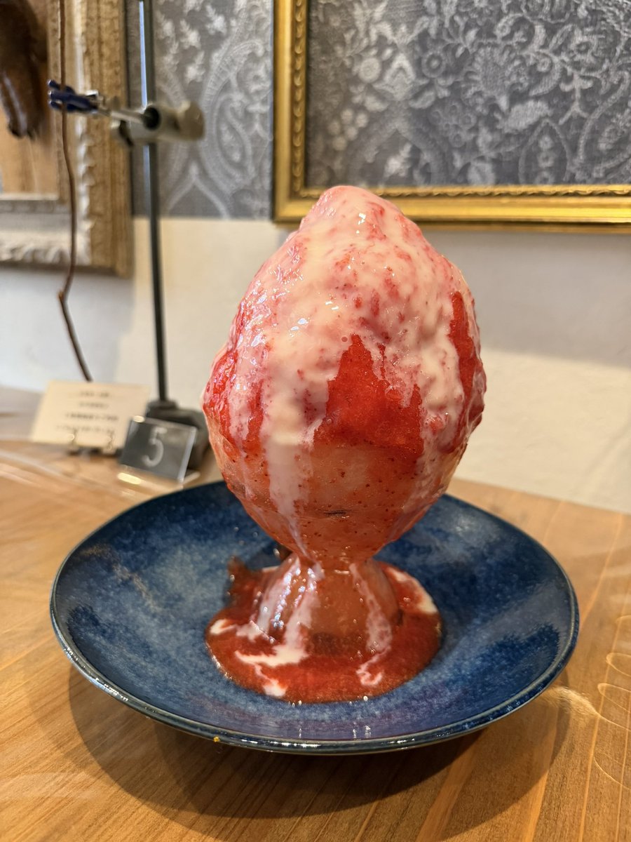 uni_sar's tweet photo. 仕事終わりのかき氷🍧
明日も仕事頑張ろ https://t.co/DfUsxoRk8e