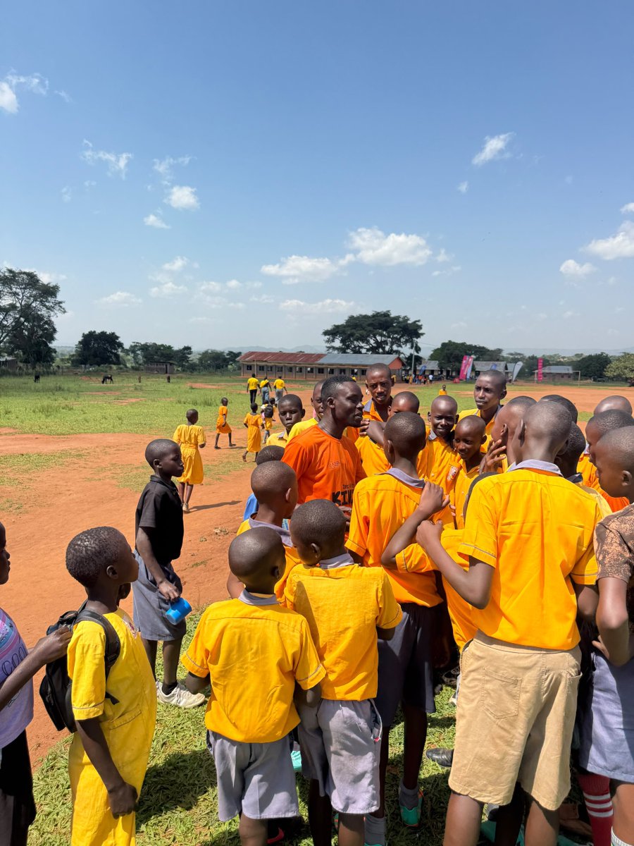 racbunga's tweet photo. We show up. We serve. We ZEP.
#ZEPwithKINZI is here and it’s action time. Clean water, education, healthcare, mental health, menstrual hygiene, economic empowerment — this is what lasting impact looks like.
One project. Many hands. One community.
#CreatingLastingImpact https://t.co/EKw240CAEn