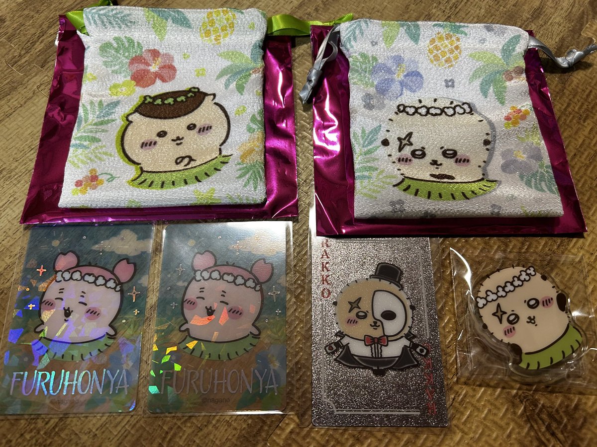 ui_hkouk's tweet photo. 【交換】
ちいかわ　人魚の島のひみつ　海辺でダンス　アクスタ　アクリルカード

【譲】くりまんじゅう　ラッコ　古本屋

【求】ちいかわ > ハチワレ

名古屋手渡し、郵送可能です！
お気軽にお声掛けください！
（只今、出先の為お返事にお時間いただく場合がございます） https://t.co/JMWklChkBP
