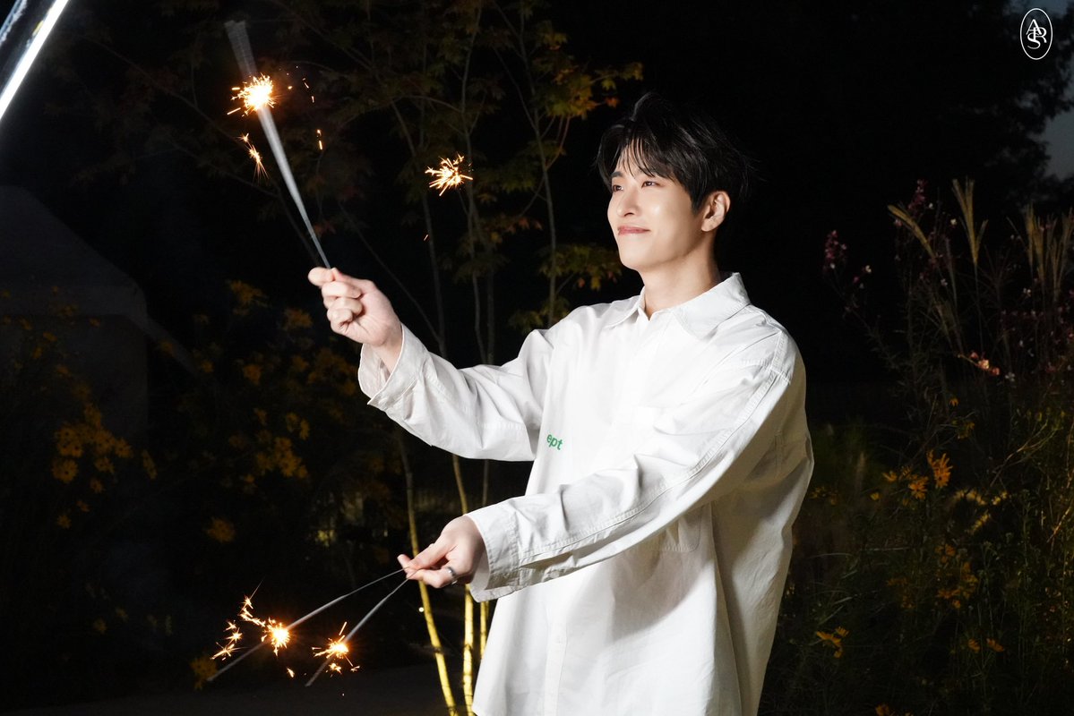 Nannymistra's tweet photo. คิดถึงจนน้ำตาไหล 🥺 https://t.co/lxXUHNg9yJ