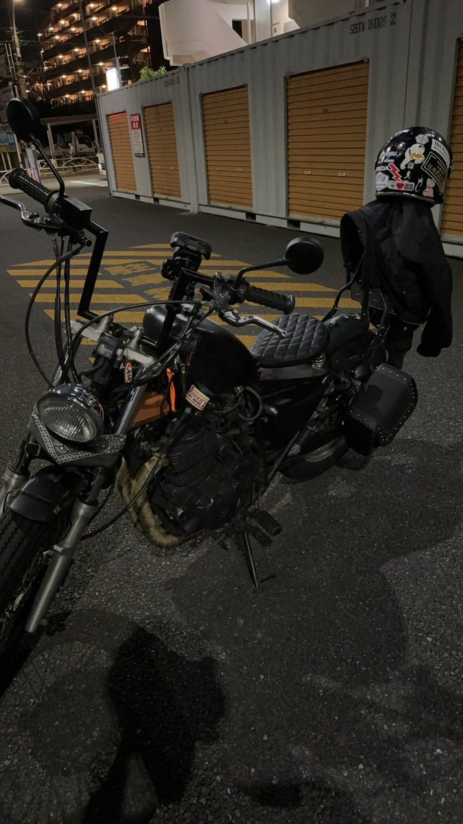 Daiki19990830's tweet photo. バリオス2 55万
CB 400ss 40万
誰か買う人いないですか？走行距離などは今聞いてます。
#バイク売ります　#バリオス2 #CB400ss #拡散希望 https://t.co/4vus67qqCT