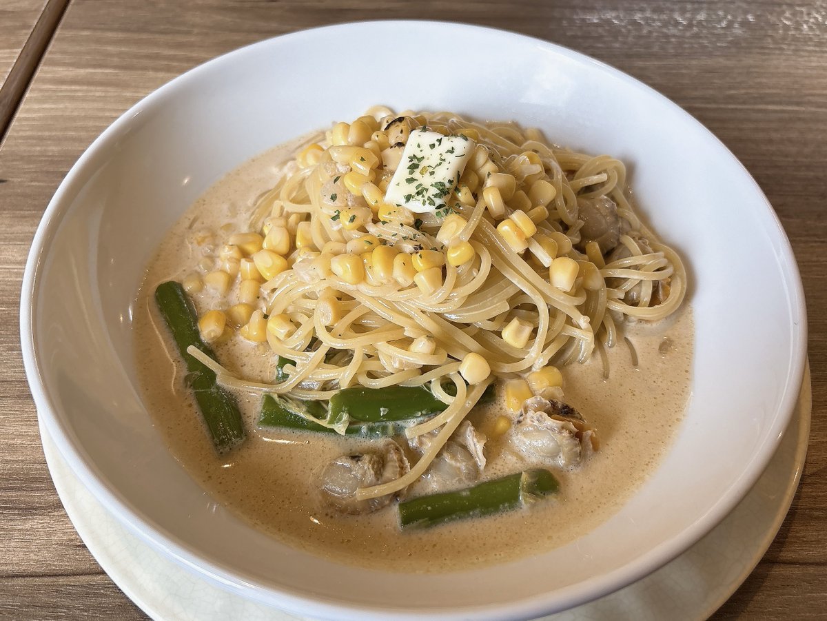 mayuchix's tweet photo. スープパスタ専門店 コジロー1号店@佐久市

夏限定・とうもろこし貝柱アスパラの炙り味噌クリーム1280円。
最近のマイブームのコーン+バター+味噌を🍝で食べられて歓喜✨
安養寺味噌使用で美味UP😋

チキンと信州産5種きのこのトマトクリーム（中盛）+モッツァレラチーズ1450円。
モッツァレラ大きい！ https://t.co/z9ilhbbiw0