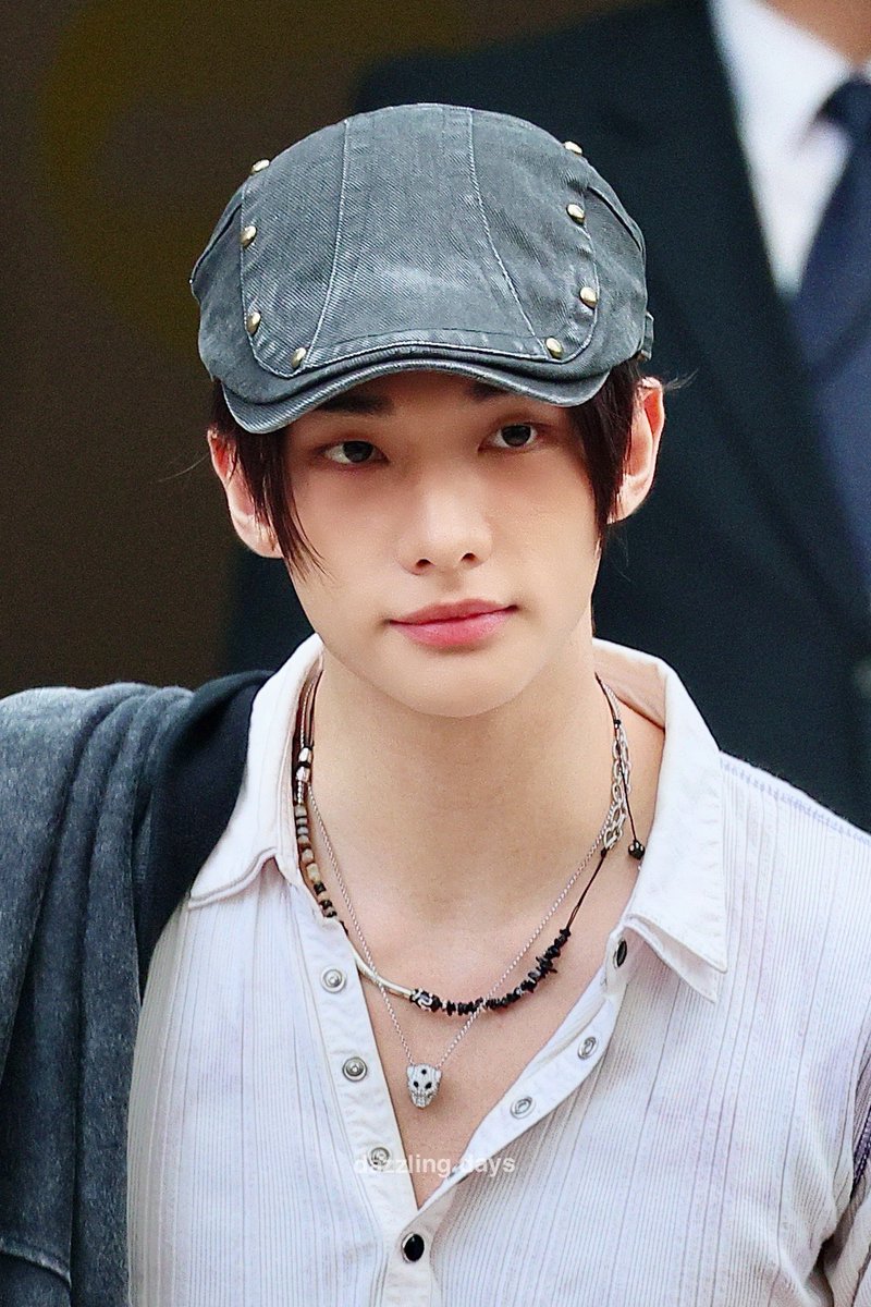 hwanghjkr's tweet photo. 260814 #현진 #hyunjin #straykids #스키즈 https://t.co/BKjqKkB4Mm