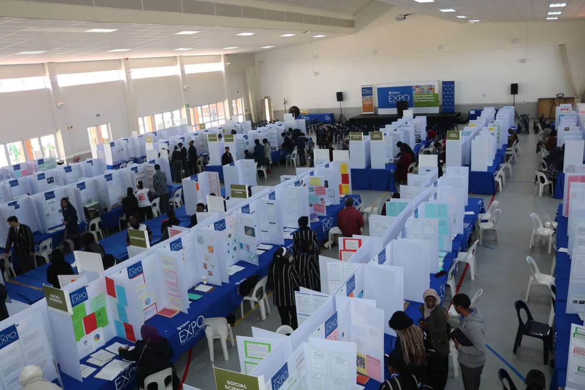 DBE_SA's tweet photo. The 2026 Eskom Expo for Young Scientists Newcastle Regional Science Fair is underway today at the John Douthwait Hall in Newcastle, KZN. 

Learners from across the region are showcasing innovative projects that reflect their curiosity, creativity, research and commitment to finding solutions to real-world challenges.

#EducationZA #GovZAUpdates #DiscoverEskomExpo #RegionalScienceFair
