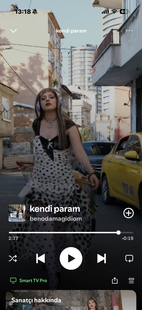 ZeynepByrmoglu's tweet photo. Staj param yatmış 😏😝 https://t.co/ldSQfOeyRl