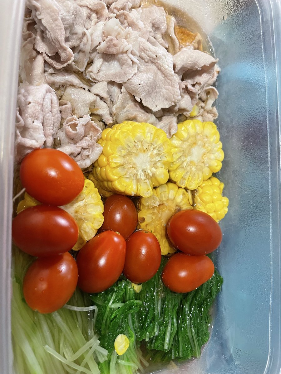 MAKI26066371's tweet photo. 長谷川あかりさんのレシピで。今回は群馬の美味しい🌽を投入‼️ https://t.co/BRD2TTTA3b