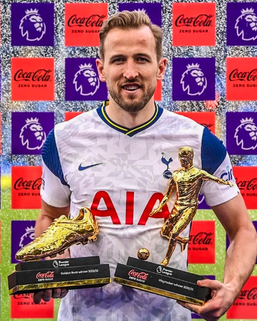 eurofootcom's tweet photo. 🏴󠁧󠁢󠁥󠁮󠁧󠁿💎 14 years ago today, Harry Kane made his Premier League debut. He was 19-years-old at the time. 📈

Kane's Premier League stats…

✅ 320 appearances 
⚽️ 213 goals
🪄 46 assists 
🥇 x7 PL Player of the Month
🥇 x6 PFA Team of the Year
🥇 x3 Golden Boot
🥇 PFA Young Player of the Year
🥇 PL Playmaker of the Season
