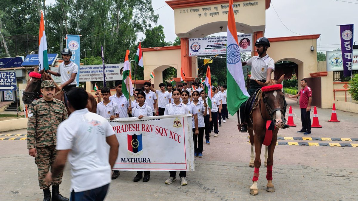 AligarhGp's tweet photo. 🔥 "Riding with the Tricolor, Charging Ahead for Bharat!" 🐎🇮🇳✨
A unique and powerful display of patriotic zeal as the equestrian team of 1 UP R&V Sqn NCC took to the field today! 🚩🐴
💪 Team Strength:
• 45 Dedicated Cadets (28 SD & 17 SW)
• 01 JCO | 03 PI Staff
• 02 Horses 🐎
Saluting the Tricolor on horseback, spreading national unity, and showcasing the ultimate spirit of discipline and courage! 🫡🇮🇳
#HarGharTiranga #1UPRAndV #NCC #EquinePride #Equestrian #YouthInAction #PrideOfIndia 🇮🇳🙌