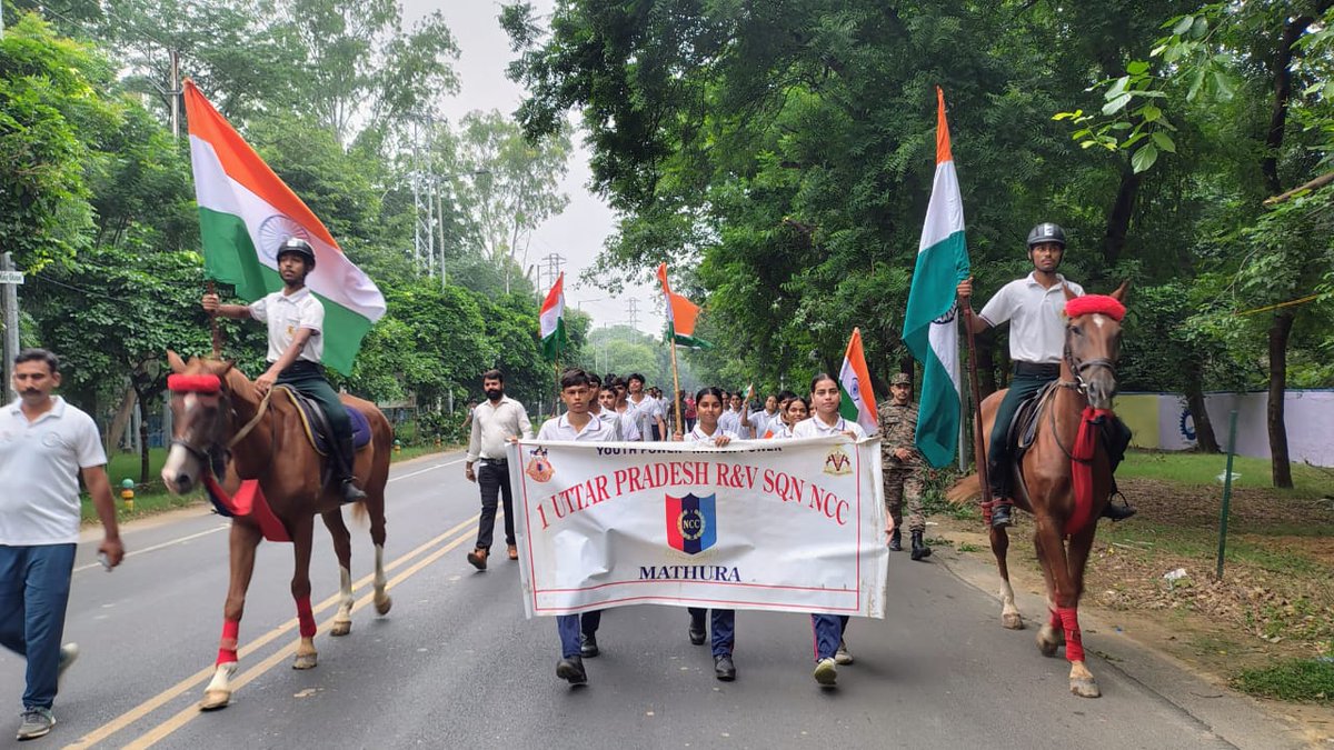 AligarhGp's tweet photo. 🔥 "Riding with the Tricolor, Charging Ahead for Bharat!" 🐎🇮🇳✨
A unique and powerful display of patriotic zeal as the equestrian team of 1 UP R&V Sqn NCC took to the field today! 🚩🐴
💪 Team Strength:
• 45 Dedicated Cadets (28 SD & 17 SW)
• 01 JCO | 03 PI Staff
• 02 Horses 🐎
Saluting the Tricolor on horseback, spreading national unity, and showcasing the ultimate spirit of discipline and courage! 🫡🇮🇳
#HarGharTiranga #1UPRAndV #NCC #EquinePride #Equestrian #YouthInAction #PrideOfIndia 🇮🇳🙌
