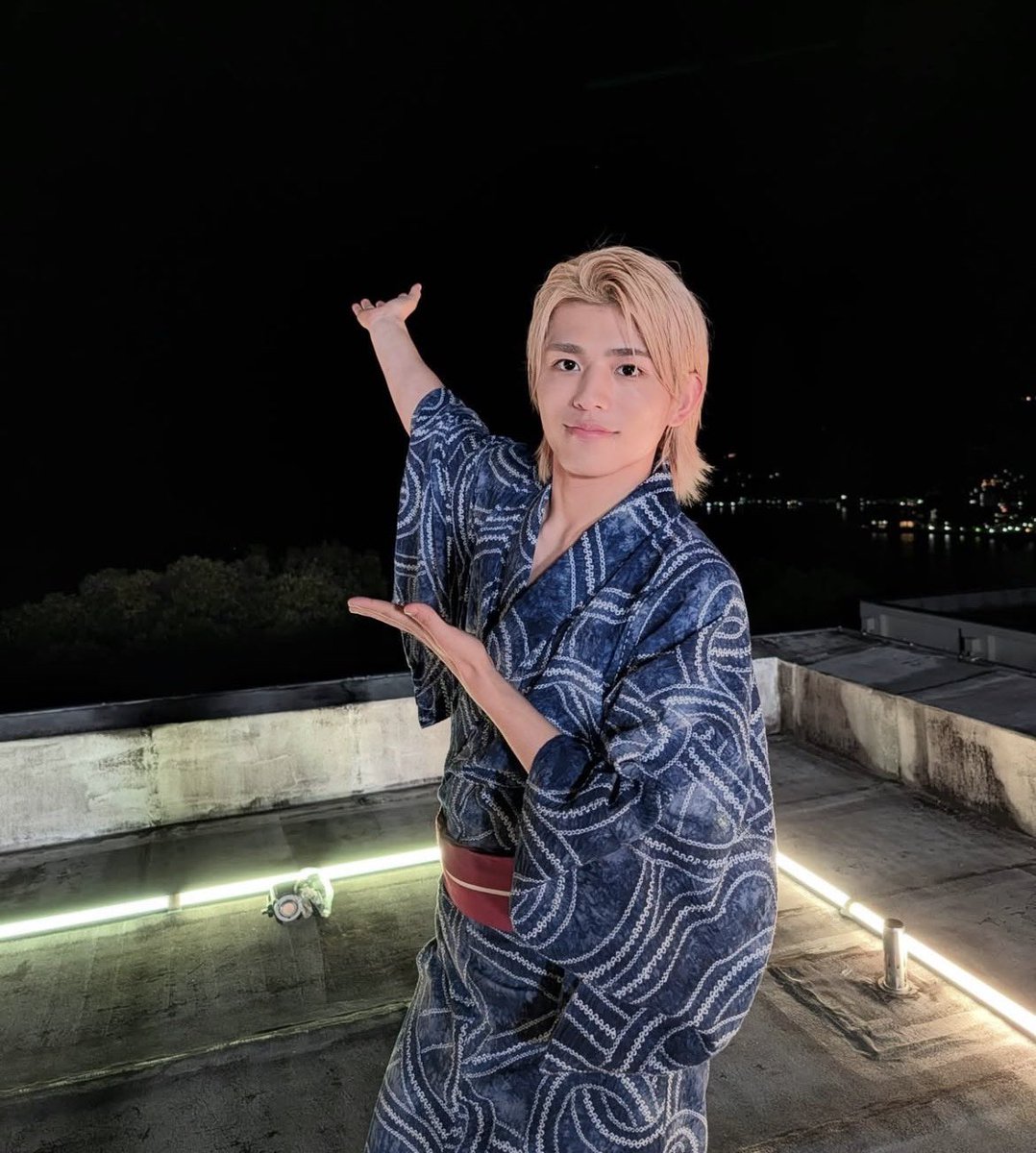 bluepancake025's tweet photo. やっぱりシノの長めヘア
美形すぎて堕ちる〜

ほんとに浴衣の似合う男

#篠塚大輝　#消えない花火　#しのグラム https://t.co/p9vO9ceNyK