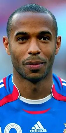 Ayanfe217's tweet photo. He arrived at Arsenal as a winger. Arsène Wenger saw something different. 👀

A change in position helped turn Thierry Henry into a Premier League icon. 🔥⚽

The making of a legend.

#FootballStories #ThierryHenry #Arsenal #PremierLeague #FootballHistory https://t.co/FEY8QpdTr8