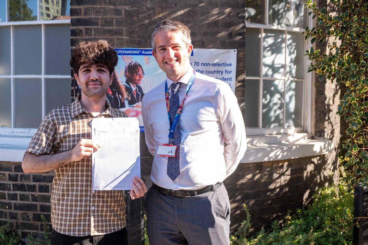 Congratulations to our A level students. A record number were awarded top grades, with five times more A and A* grades awarded than in 2025 and the proportion of A*-B grades up by 19 percentage points. 
Find out more here:&nbsp; harrisscienceeastlondon.org.&hellip; Image