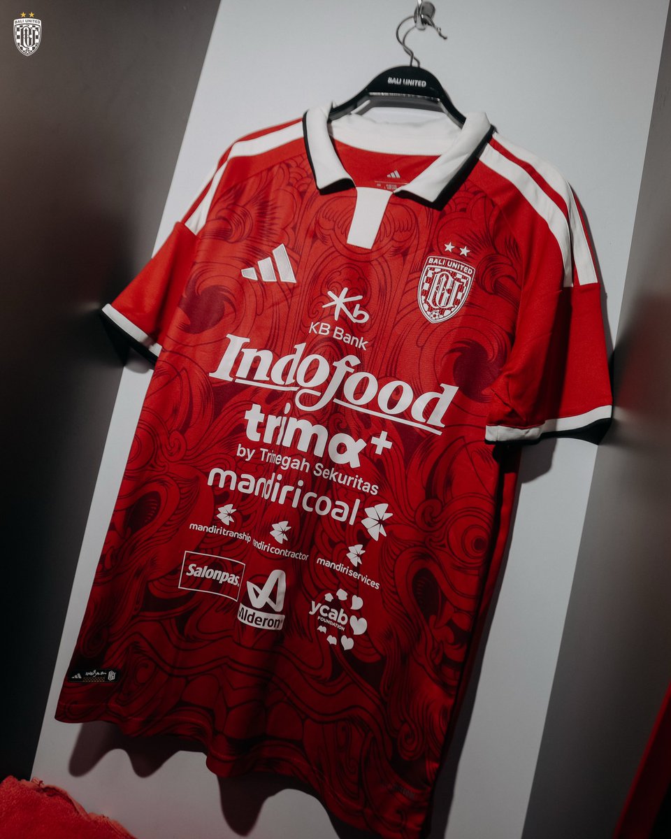 BaliUtd's tweet photo. Suhu-suhu @fajarrusalem @ceritajersey @Jerseyforum, gimana detail jersey-nya? https://t.co/Qjw6f2afdQ