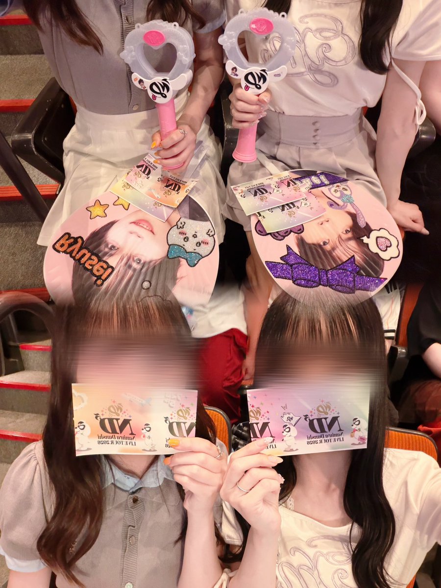 evelyn_airi's tweet photo. #なにわ男子_ND5 in 大阪城ホール
〜2026.07.28〜

なにわの日のLIVEはメンカラコーデしたくてevelynの #ラメレースTシャツ のIBUにした💜

即完売したこちらのアイテムが再入荷しております👍🏻🎀
参戦コーデにもおすすめです₍ᐢ.ˬ.ᐢ₎💞

#エブリン #参戦コーデ #推し活 https://t.co/SQtfY7ezMw