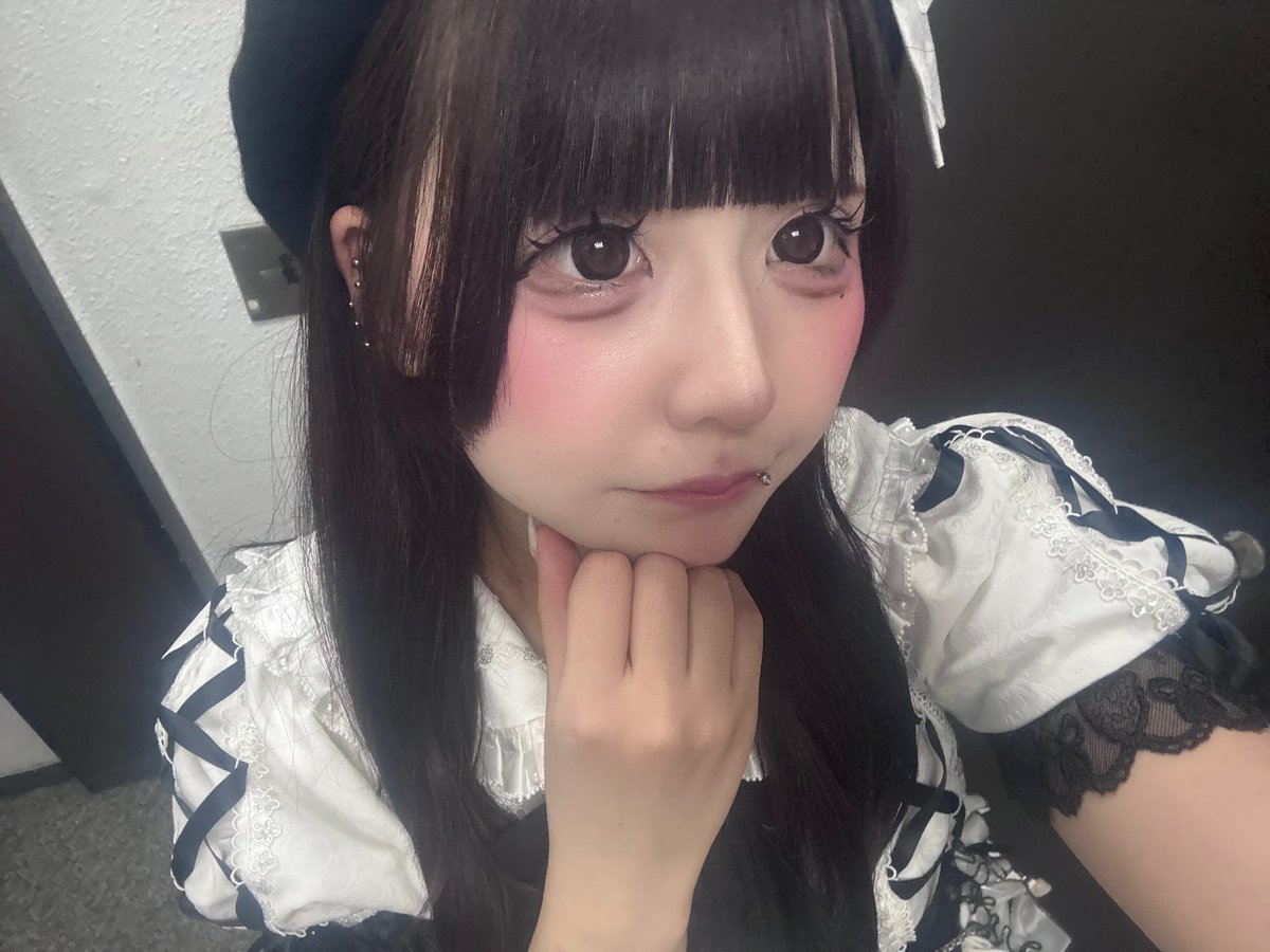 moyu_tencom's tweet photo. おきゅいんしてます໒꒱· ﾟ
きょうからものくる❕
24じまで> ̫ <
#コンカフェ #大塚 #池袋 #自撮り界隈 
@monokuru_otk https://t.co/S9Dt52Acmq