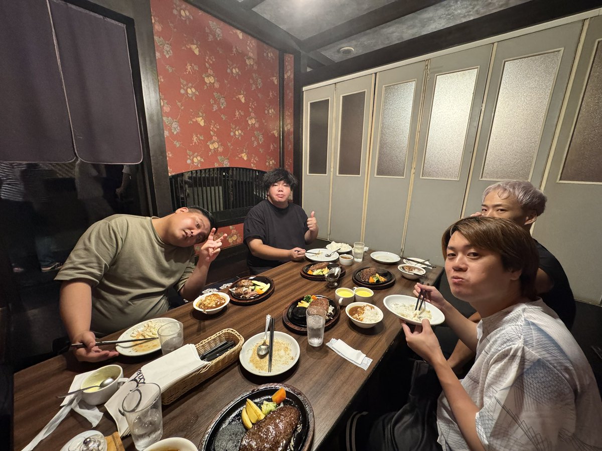 AKUSERA48's tweet photo. あさくまの人たち https://t.co/pYSGpTktLG