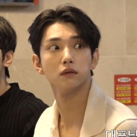 ryuokayyy's tweet photo. di tengah huru-hara top 3 hyung dino ini, aku takutnya malah shua gtw kalo dia yg jd nomor 1 WKWKW😭 https://t.co/anCx5VxxEF