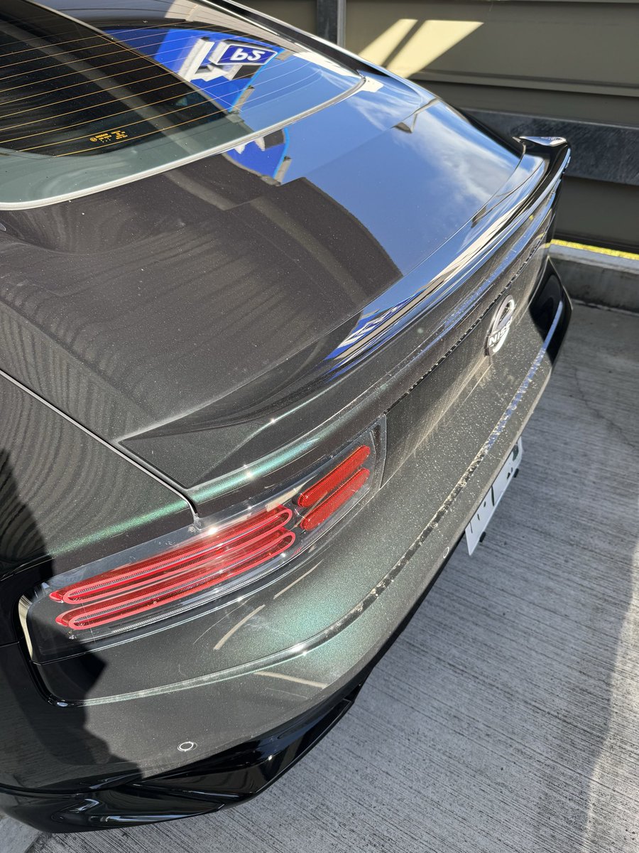 RZ34Taz's tweet photo. 帰宅しました
ほんとカッコいいし、どこまでも走りたくなる車
ぱっと見キレイだけど、間近で見ると汚い
洗車したいな https://t.co/5dcGGpwBiv