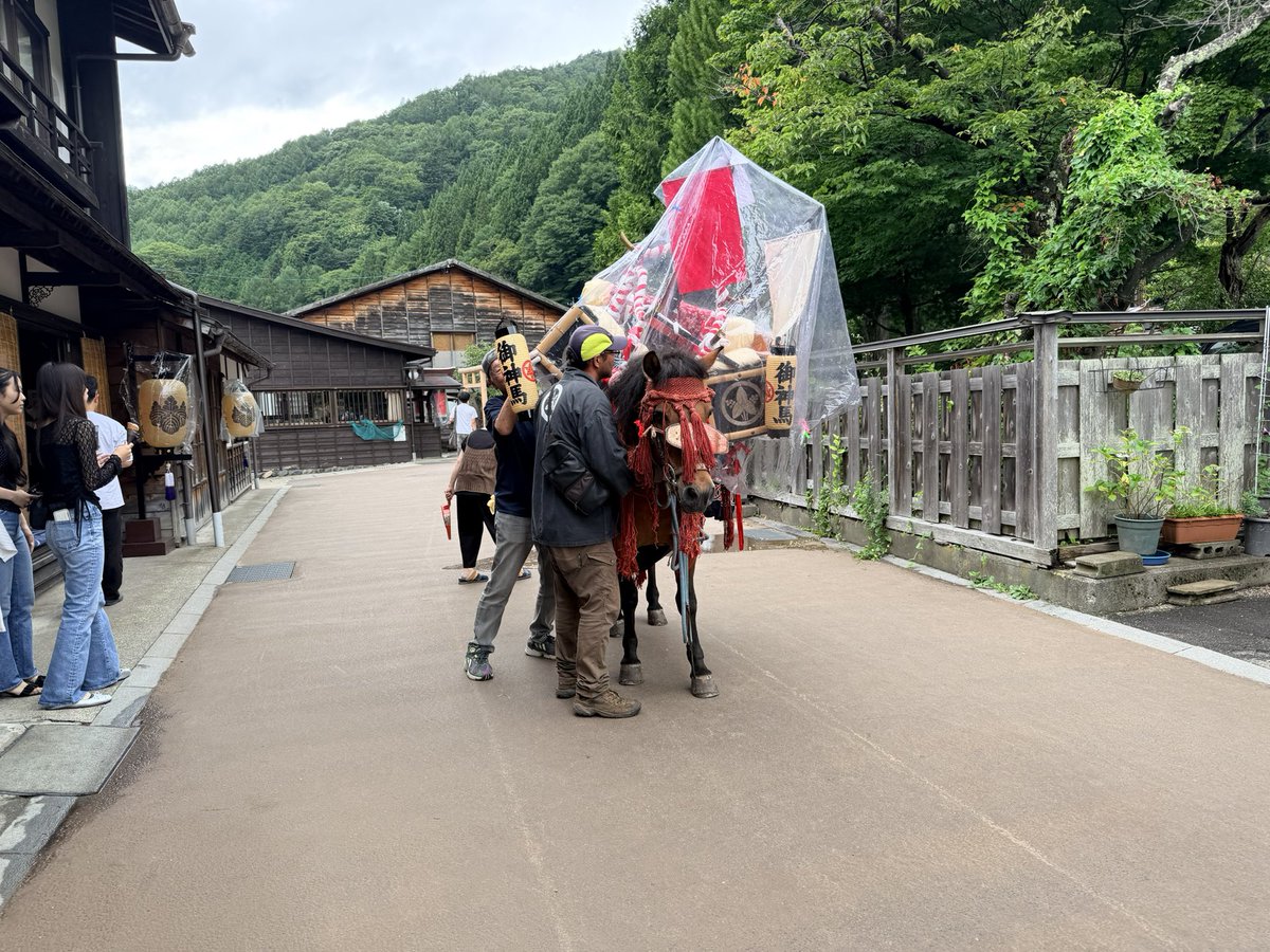ichimitaka's tweet photo. 【避暑地！キャンピングカーの旅】
馬籠宿•妻籠宿•奈良井宿😊三宿場を巡る旅は、それほど暑くなく楽しめました

#キャンピングカーの旅 #馬籠宿 #妻籠宿 #奈良井宿 https://t.co/xa5DuG1NvU