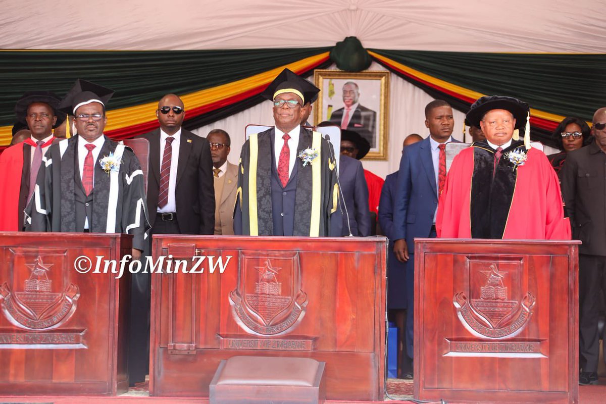 YVeeChari's tweet photo. President Mnangagwa arrives at the University of Zimbabwe for the institution’s 45th Graduation Ceremony as the nation celebrates knowledge, innovation and the next generation of leaders.   Education 5.0 
AsakhiZim 
VakaZim https://t.co/sgWZMXbMTl