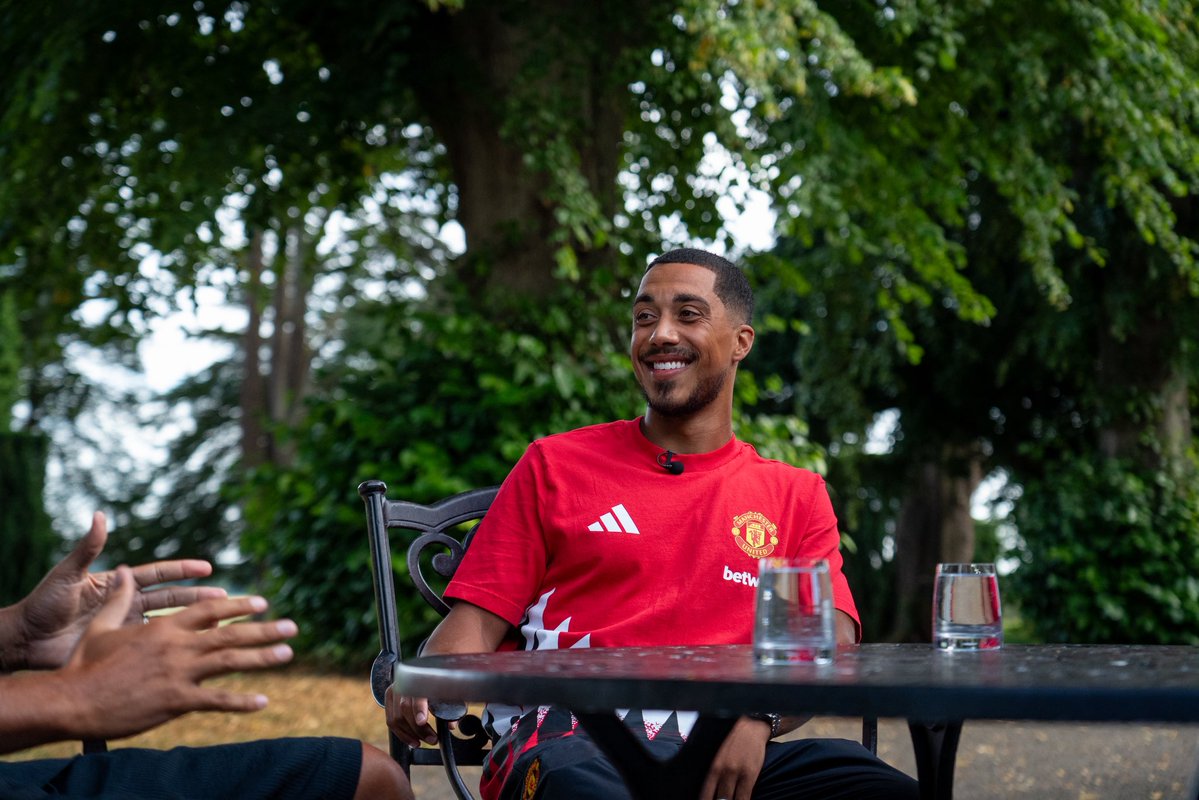 rioferdy5 tweet picture