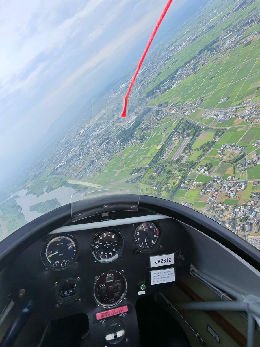 TokaiAviation13's tweet photo. 【合宿報告】7/31〜8/4の期間で立教大学さんと合同で訓練を実施しました。夏にしては比較的涼しい日が多かったです！また今回ASK21も使用して普段とは違う機体での訓練も行いました。OBの方にも来て頂き、差し入れ等ご支援頂きました！
一緒に訓練させて頂いた立教大学さん、ありがとうございました！ https://t.co/6KAymNaQR4