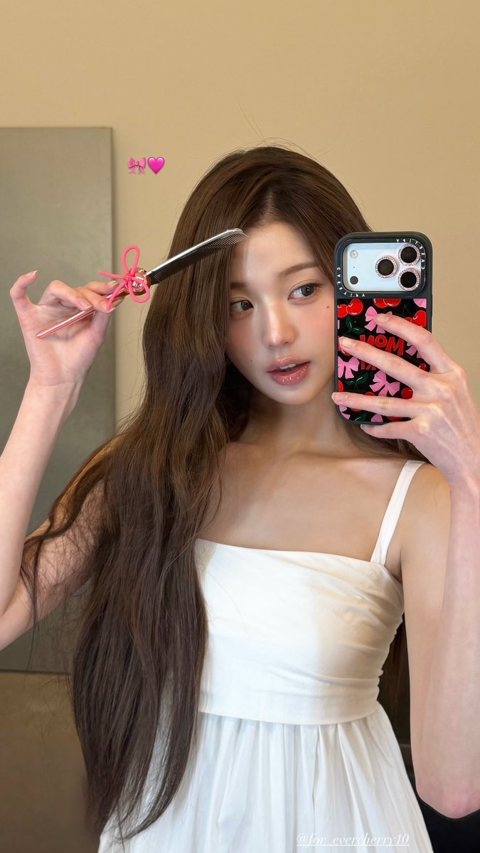 ivepics_'s tweet photo. wonyoung instagram story update https://t.co/KoDEnAokDK