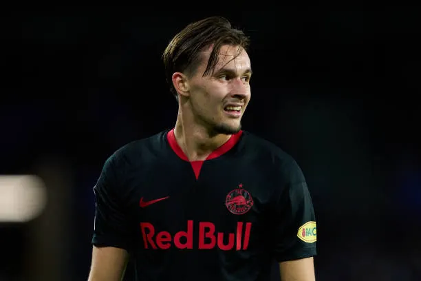 AB_Magic10's tweet photo. BOMB DROPPED💣

#nufc have reached an agreement with #Benfica to sign Amar Dedić in a deal worth €30m+add-ons. 

The defender has agreed personal terms until June 2030 + an year option to extend

Soon Dedic will officially become a Toon⚪⚫

#pl #transfers https://t.co/t7eViEHQAS