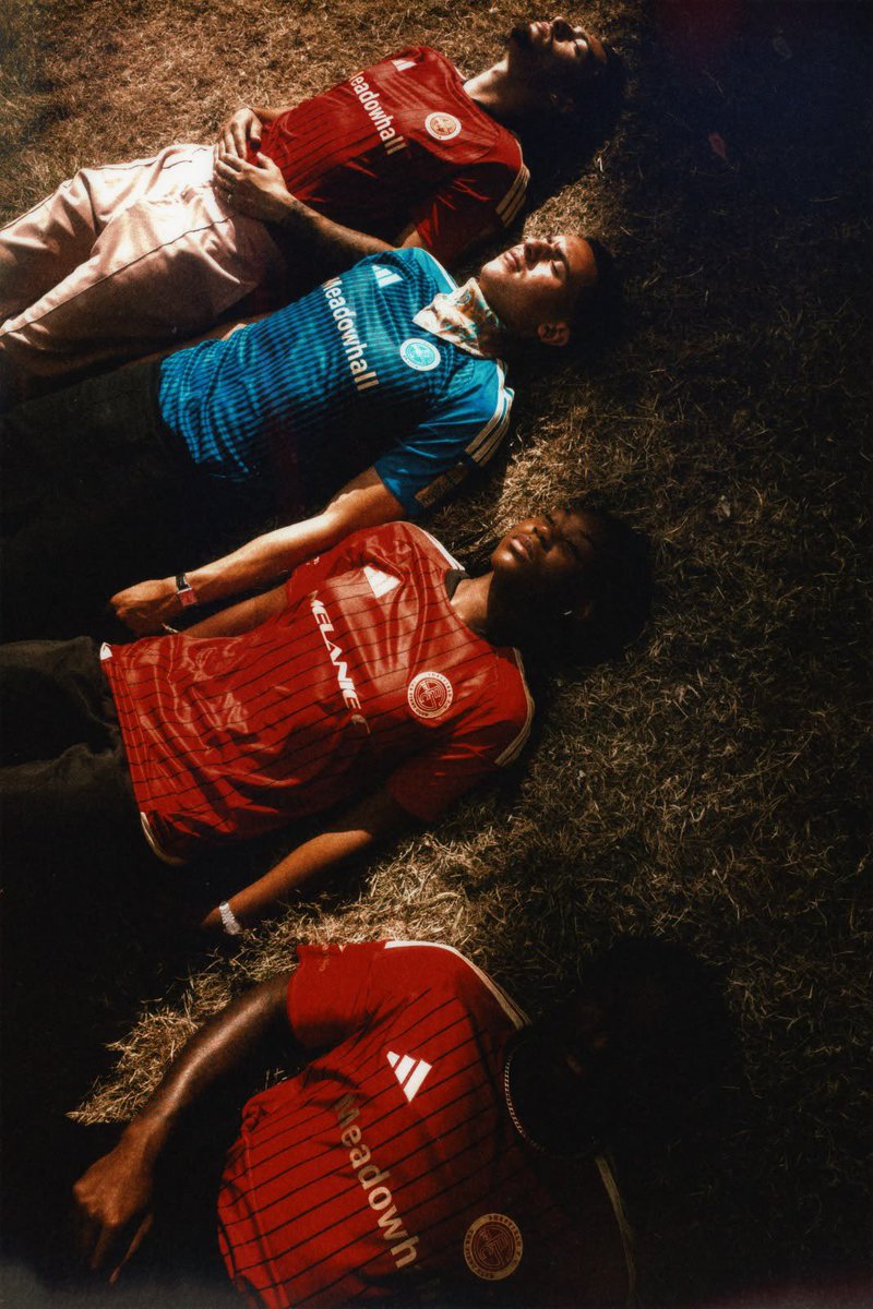 sheffieldfc's tweet photo. New era activated. 🔴🔵

We’re proud to unveil our new home and away shirts, created in collaboration with @adidas and @prodirect for the 2026/27 season.

Minimalist design. Maximum vibe.

🔴 Red for the home.
🔵 Blue for the away. https://t.co/9knHqm0R7Q