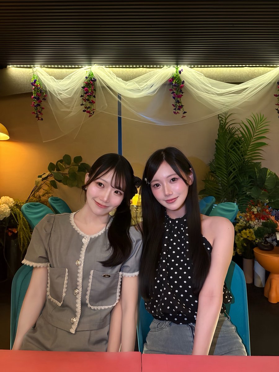 moonelu__'s tweet photo. 渋谷に駅近でいい感じの夜カフェ見つけた☕️シーシャも吸えるしGoogleクチコミかくとドリンク2杯目無料だった✨
📍yolo cade https://t.co/yyI3nr8ax0