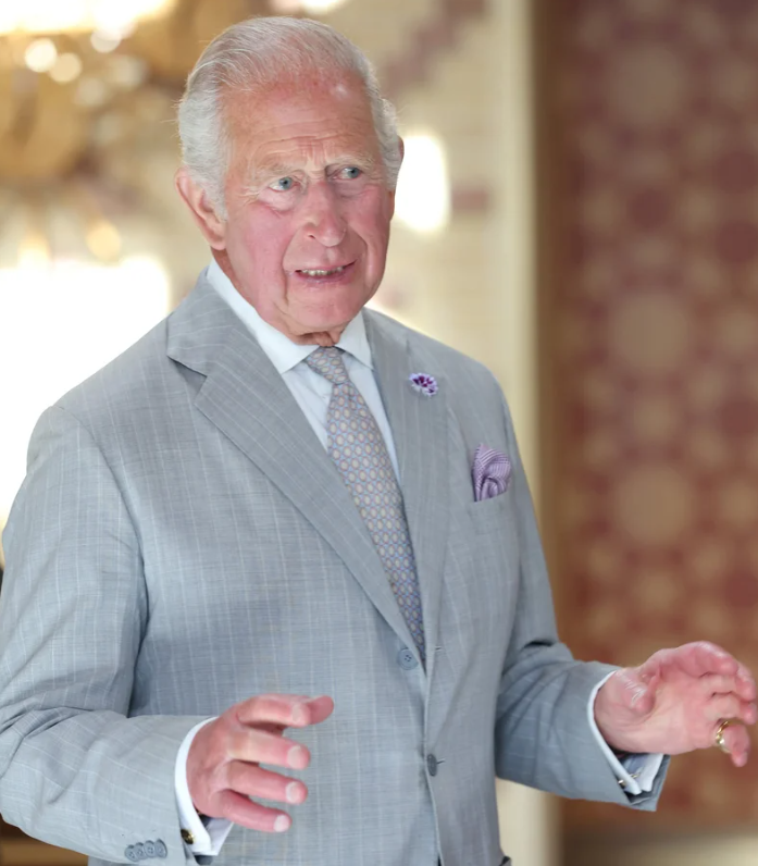 TheGNPE's tweet photo. - NEWS -  Queen Elizabeth II's former chaplain accuses King Charles of violating oath and deserting Christians

Gavin Ashenden who served as royal chaplain for nine years said the King has turned his back on his Coronation oath after he said: 

 “I have always thought of Britain as a ‘community of communities’. That has led me to understand that the Sovereign has an additional duty – less formally recognised but to be no less diligently discharged.
It is the duty to protect the diversity of our country, including by protecting the space for Faith itself and its practise through the religions, cultures, traditions and beliefs to which our hearts and minds direct us as individuals.”

Ashenden departed his role after criticising a church service in which a Muslim student had been invited to recite from the Koran.

He hit out at the King's actions in stark terms, stating that Charles "has deserted Christian allegiance, turned his back on his Coronation oath [and] repudiated the support and promotion of a Christian culture."

The former chaplain went further, noting: "Some are asking whether his behaviour is sufficiently subversive as to raise questions about his capacity to fulfil the office of King."

is he right?