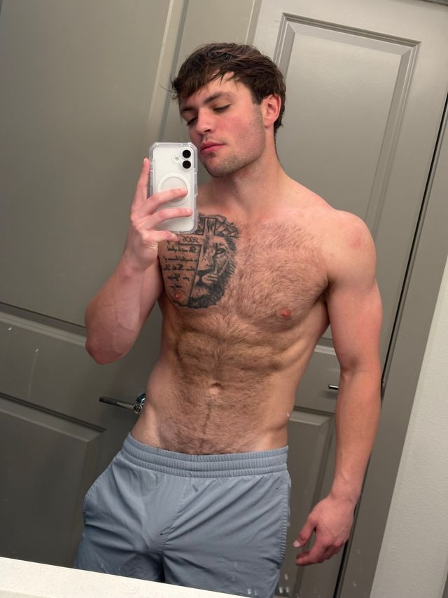 itsAsherx's tweet photo. Hi 😏

https://t.co/Aq2yyNezXn https://t.co/w0Xqyrpaq7