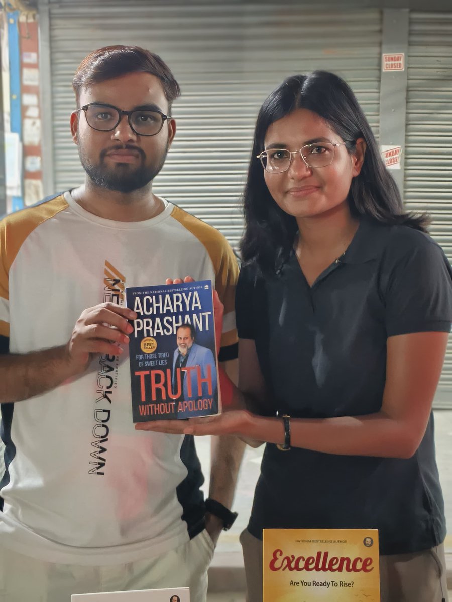 HelloVKT's tweet photo. If one book can change the way a person sees life, imagine the impact when thousands of people help those books reach society.

#WisdomWarriors
#AcharyaPrashant https://t.co/dCYnKpzRUv
