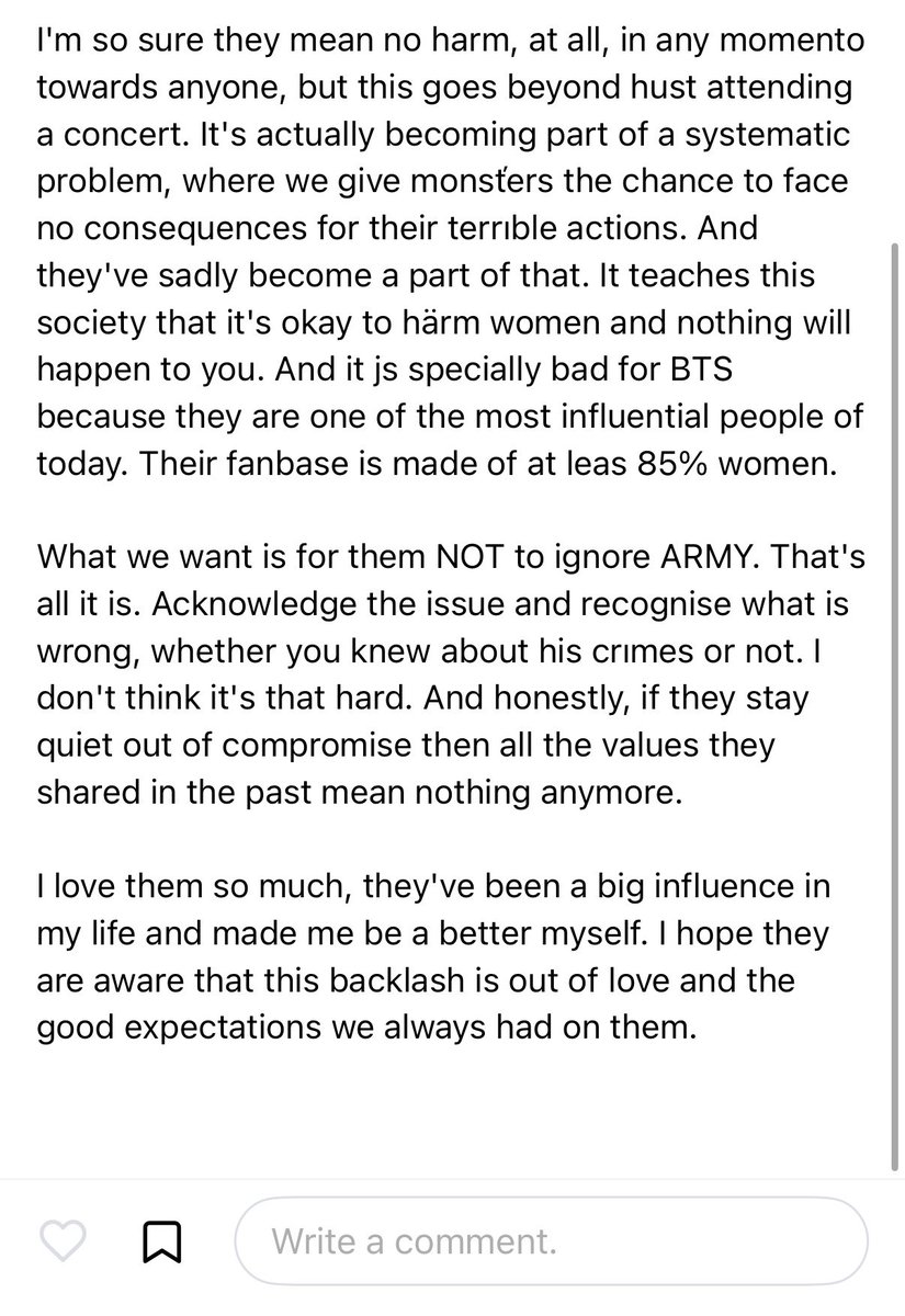 lajibolalabison's tweet photo. OP has been restricted on weverse. they made a new post that also got restricted directly. please read.

#ARMYsagainstabusers
#ARMYsagainstCHRISBROWN
#ARMYsagainstviolence https://t.co/AKAs2uj00H