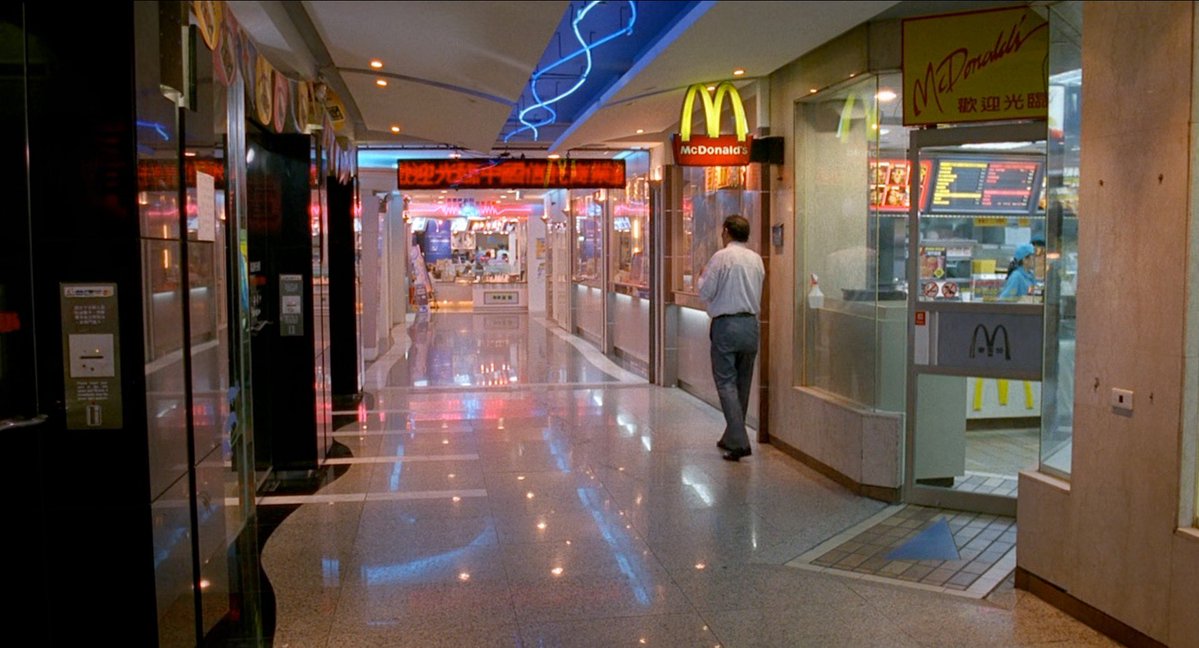 allegorytheory's tweet photo. this shot from the river (tsai ming liang, 1997) feels more like a memory i am visiting and less like something i’m watching on screen https://t.co/W8cK8BFvOt