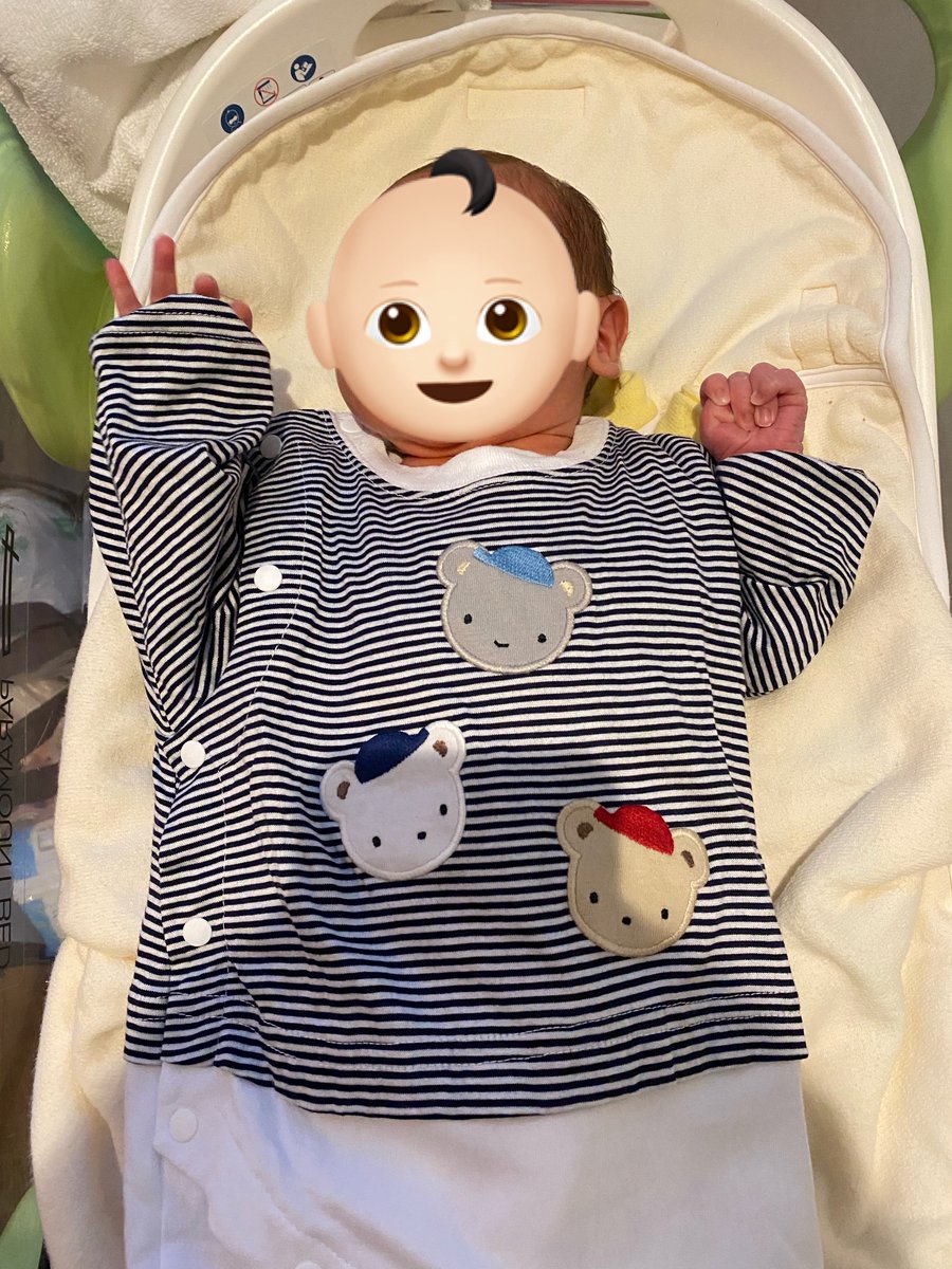 rabbit_69star's tweet photo. こんなにブカブカだった服も今日久々に着させたらぴったりになってて、👶🏻の成長を感じた母でした🥹 https://t.co/8B4SvaWRz3