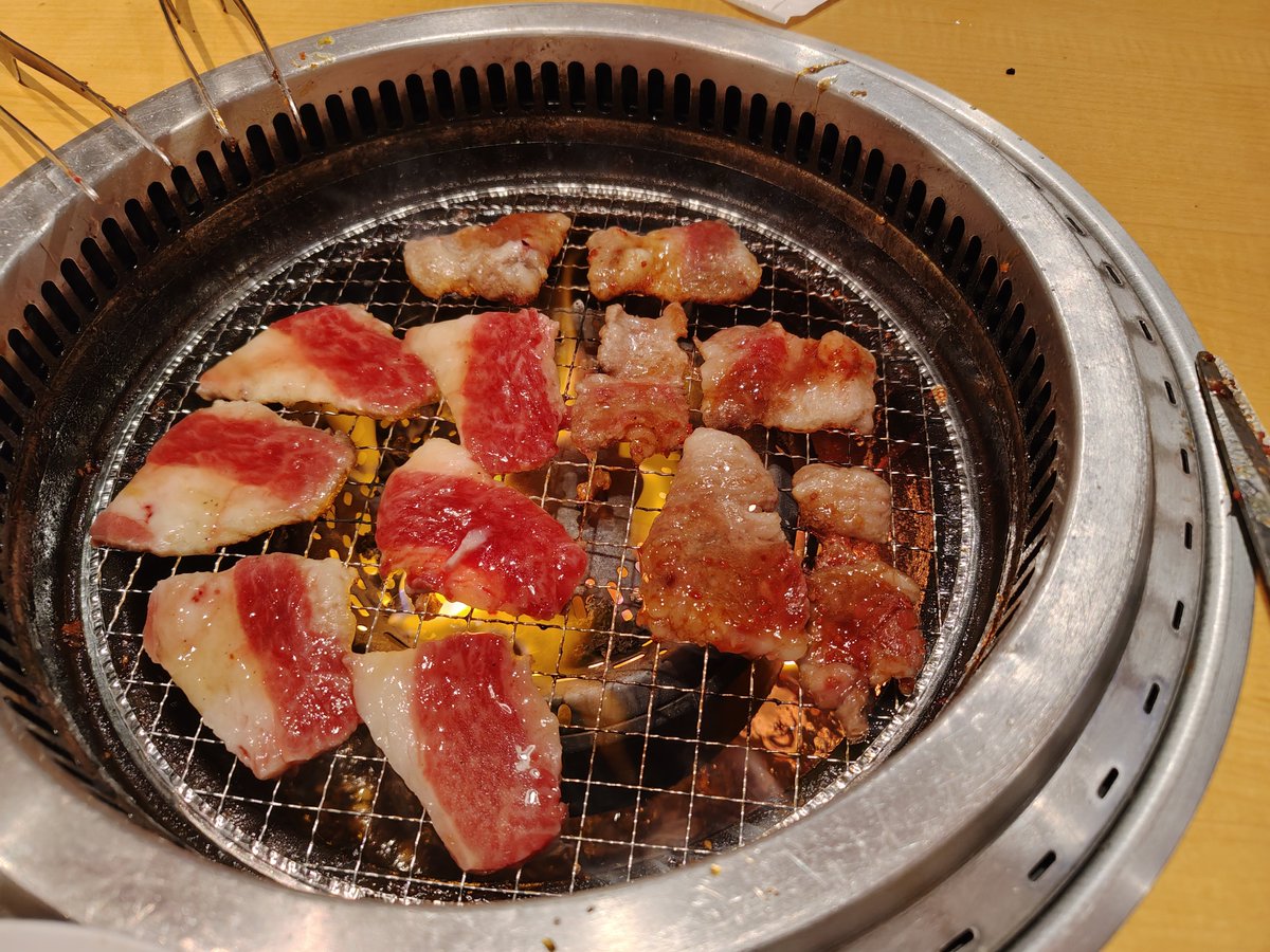 shieeeld's tweet photo. にくー！🥓🍺 https://t.co/jxuM1CD0pX