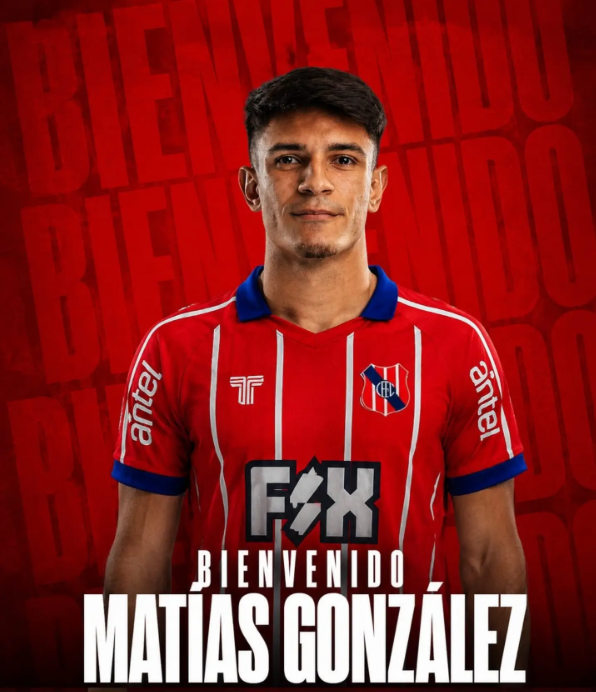 Buysan's tweet photo. 🗣 "Empatamos y perdimos la mitad de los partidos, ¿por qué no tuve la oportunidad de jugar un partido por el campeonato uruguayo? El único partido que jugué fue en Brasil ya casi eliminados. En Peñarol es más fácil venir de otro lado que estar en el club: mirá el ejemplo de Thiago Espinosa"

➡️ Matías González en @elespectadoruy

📻 810 AM · 92.5 FM
▶️ https://t.co/daFMS5ETan