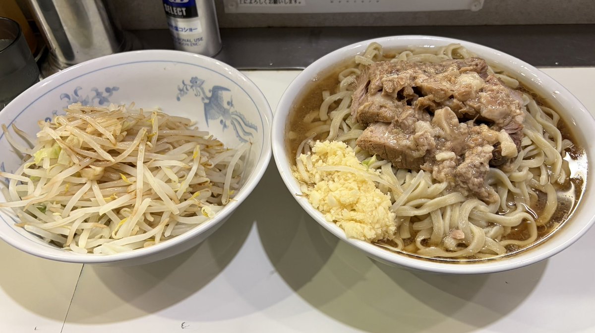 ra___mo_'s tweet photo. 600g全マシ👍お盆も仕事してるから散財してもいいと思った https://t.co/tzB0je46Go