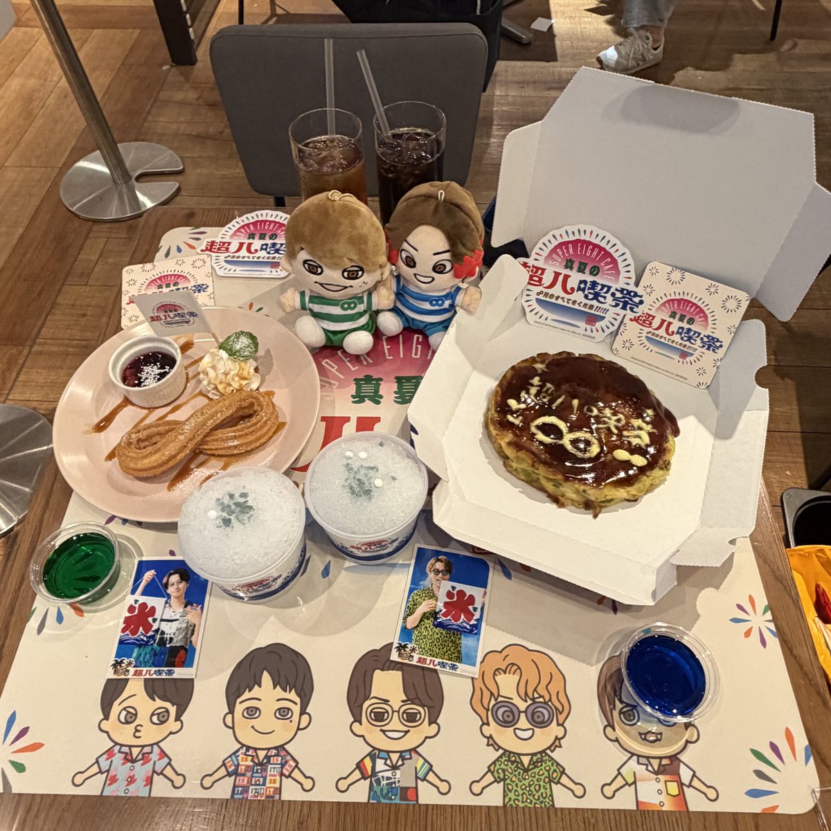 yuika_8's tweet photo. 真夏の超八喫茶in渋谷
行かせていただきました！
優しい方に同行させていただき素敵な写真をたくさん撮ってもらいました💚💙
私にとって今日がSUPEREIGHTの日でした！美味しかった😋

#超八喫茶 https://t.co/UeCsFUwNum