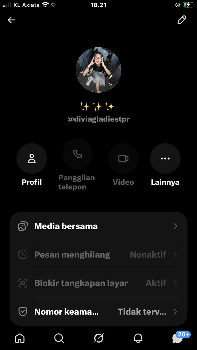 kvmnxdbs's tweet photo. GUYS BANTU SPAM SCAMMER TIKET RI FEST USN NYA @diviagladiestpr AMA MUKA NYA NIH SEKALIAN, NOMOR NYA SEKALIAN TERROR https://t.co/vDPVjtmDth